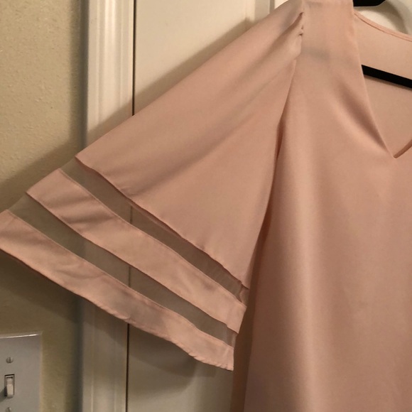 Pink blouse - Picture 3 of 3